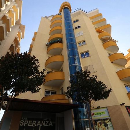 Speranza Hotel Lushnjë Εξωτερικό φωτογραφία